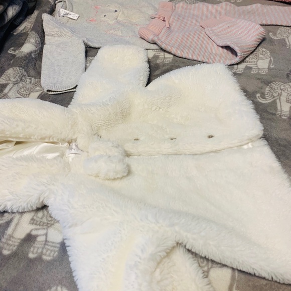 Bundle of baby girl winter clothes GAP - Picture 11 of 16